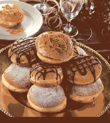 Pączki z pudrem i polewą